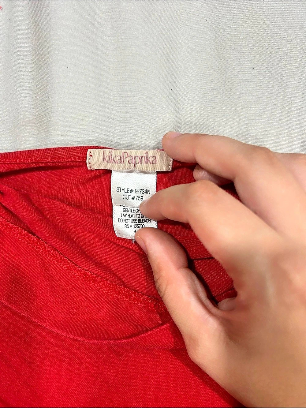 Red Ruched Button Long Sleeve Size Medium - Picture 2 of 3